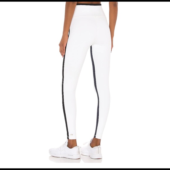 Splits59 - High Waist 7/8 Legging in Off White - Picture 2 of 5